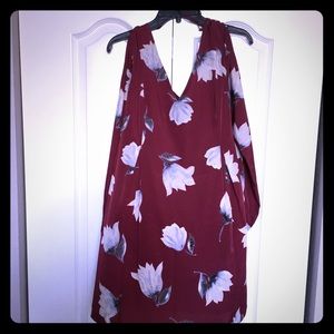 Floral A-line dress - cutout sleeves